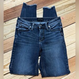 Silver Jeans Dark Blue Frayed Hem Cropped Jeans